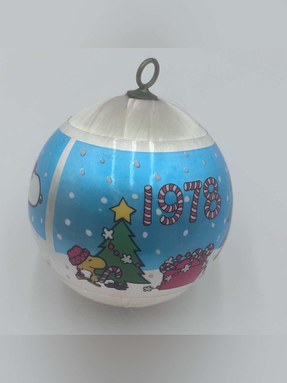 1978 HALLMARK Vintage Keepsake Satin Ball Ornament PEANUTS Snoopy